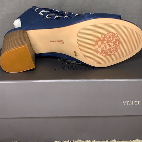 Vince Camuto Grey-Blue Heels - Picture 3 of 4